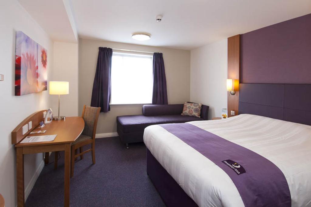 Dundee East Premier Travel Inn Habitación foto