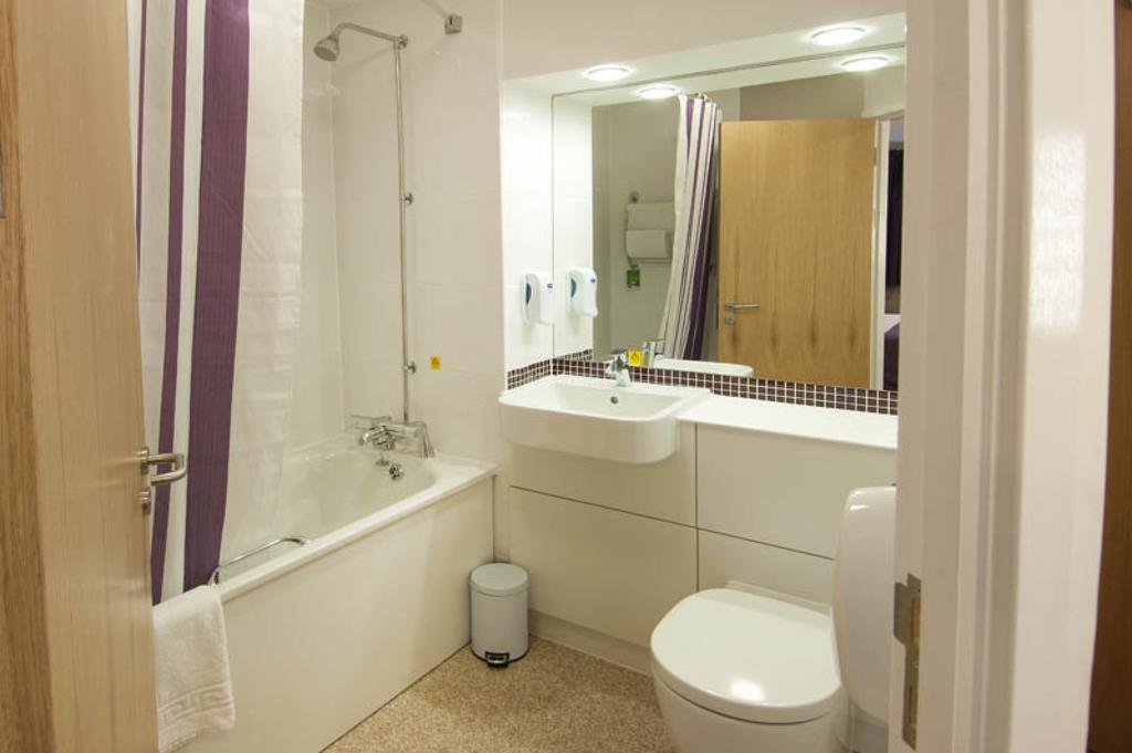 Dundee East Premier Travel Inn Habitación foto